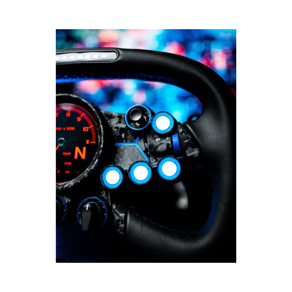 MOZA vision GS wheel RGBs lit up and centre dash with RPM right