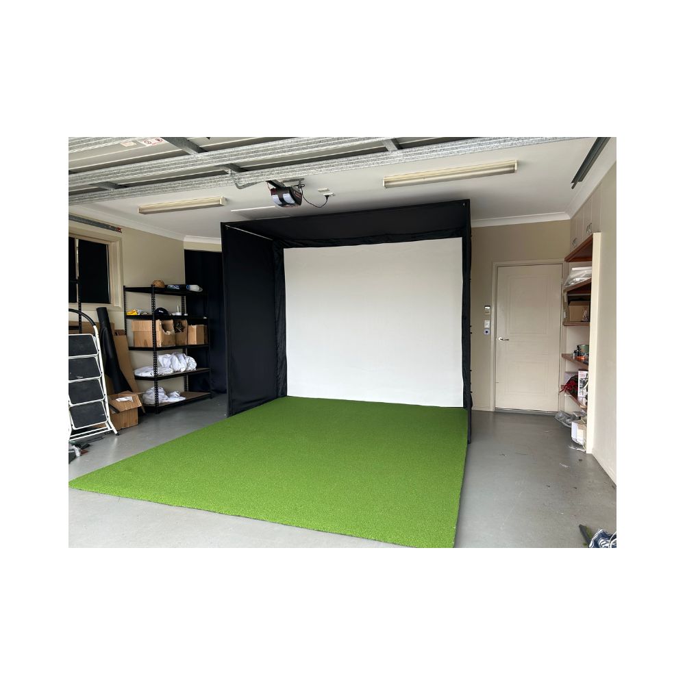 Bayside Golf Medium Golf Simulator Enclosure