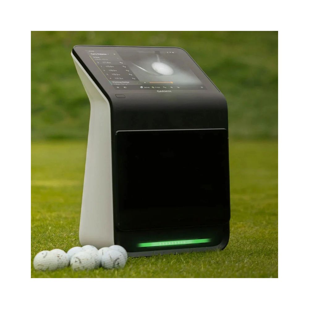 Garmin Approach R50 Retractable Golf Simulator Package