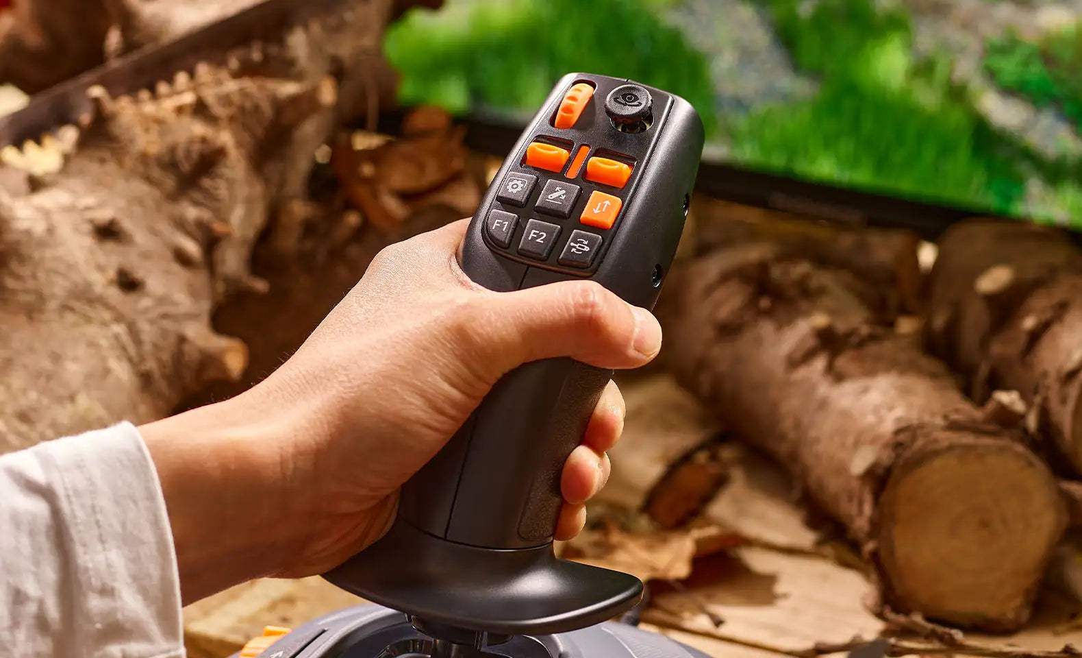 Hand on the SimTask FarmStick